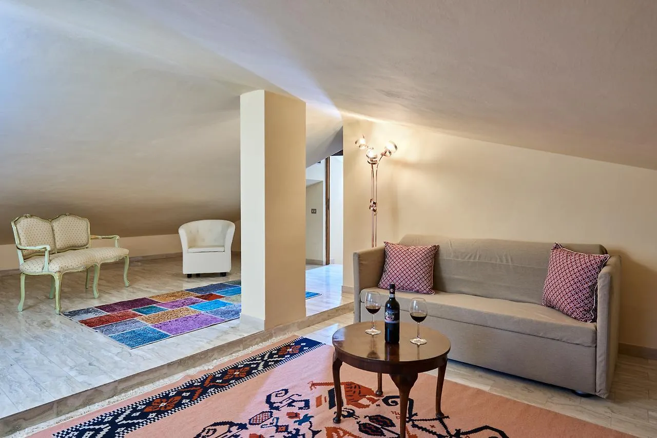 Appartamento Palazzetto Siena Italy